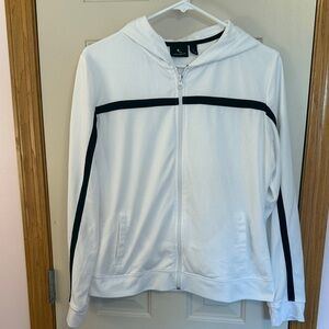 🦄 2 for $10 🦄 Tek Gear White and Black Athletic Jacket